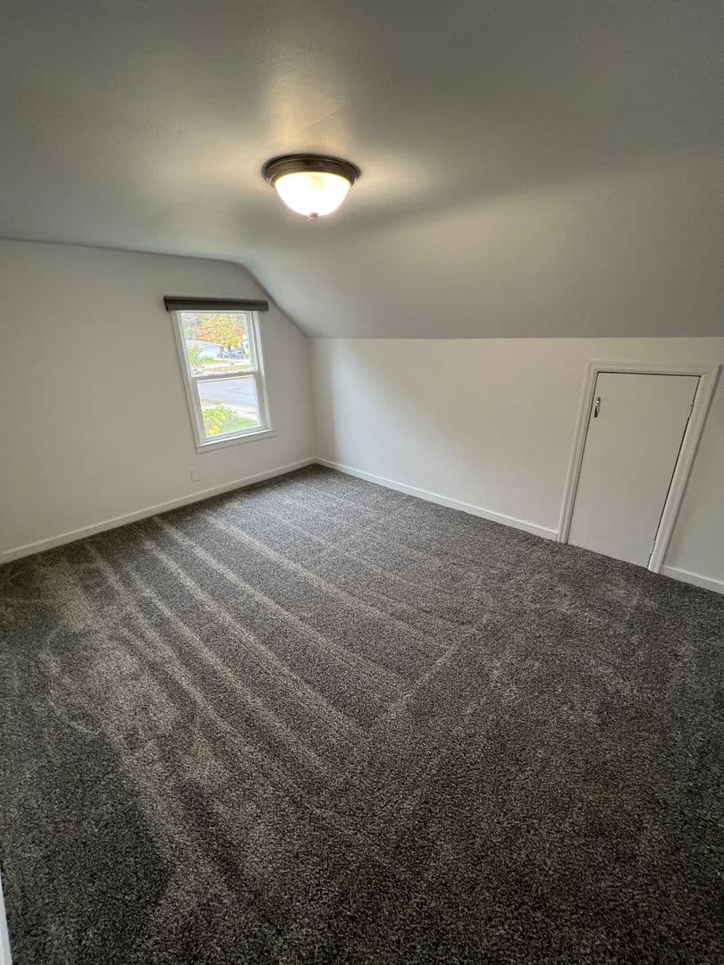 Schofield Apartment: 129 Williams Street