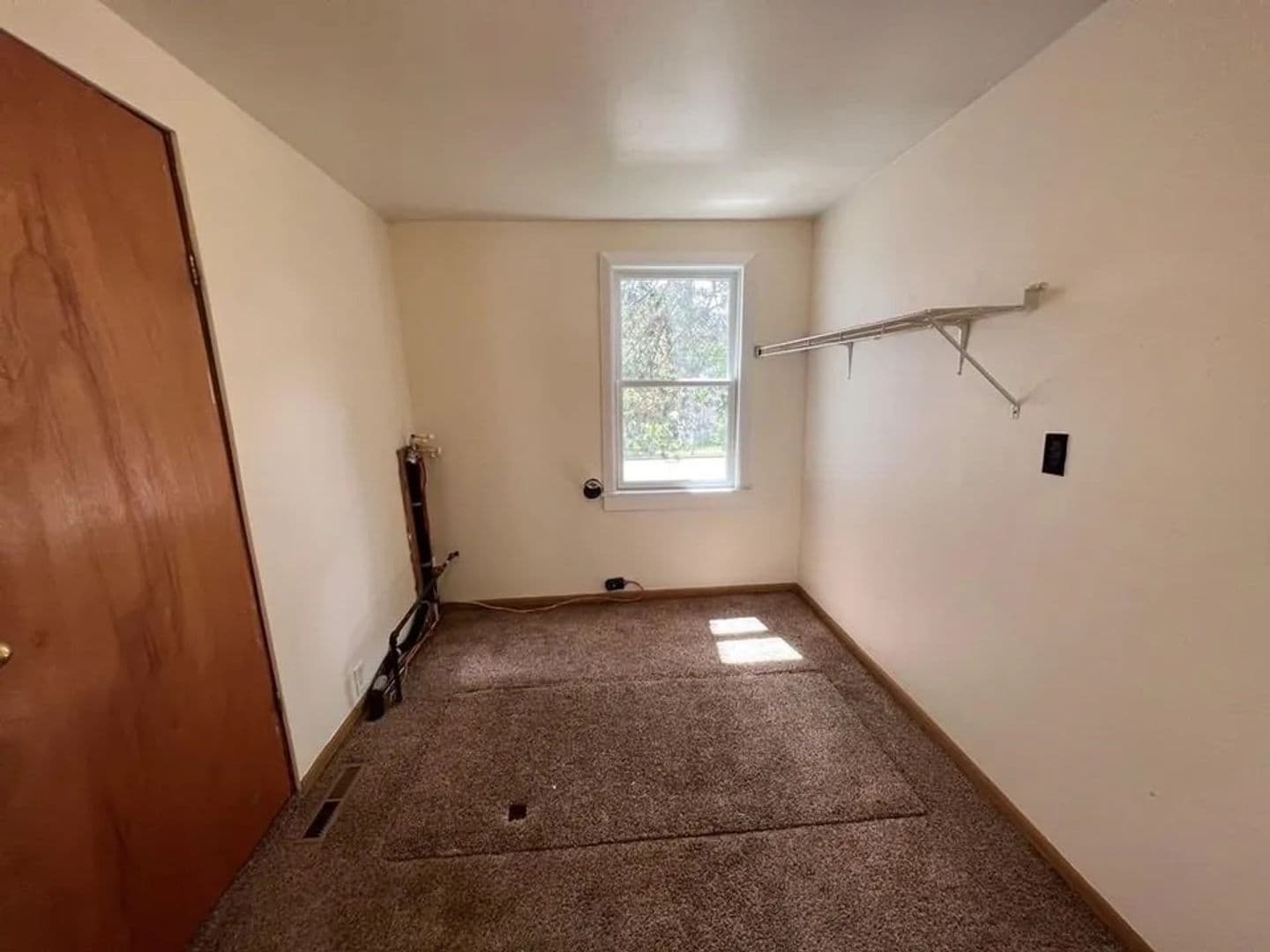 Merrill House: 808 Grand Avenue