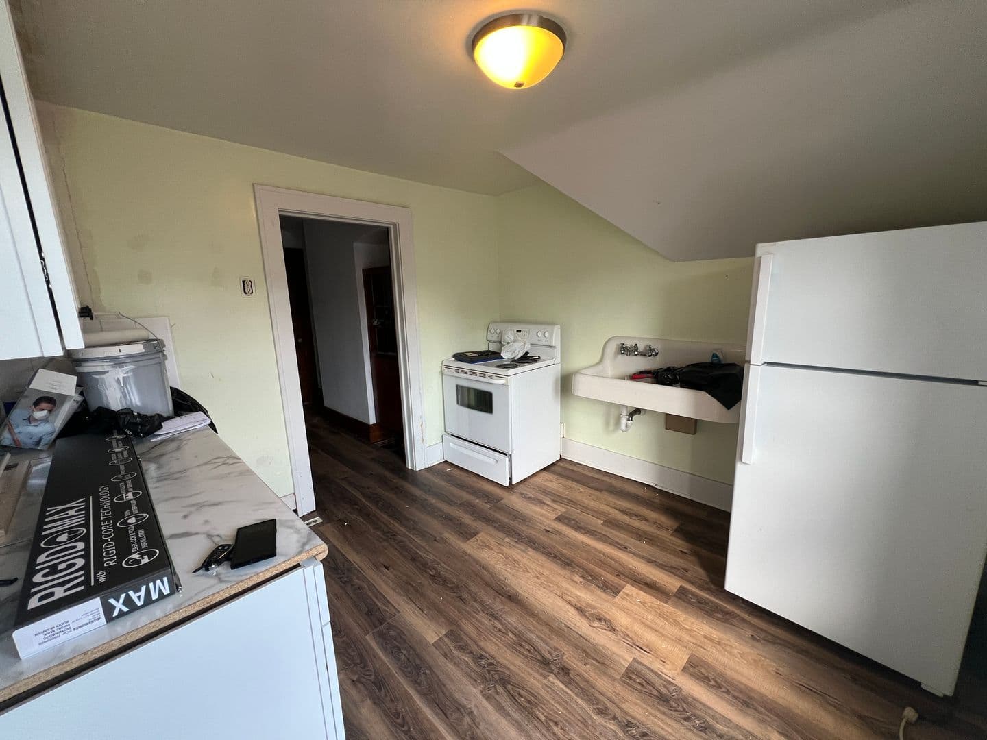 Wausau Apartment: 1031 S 5th Avenue