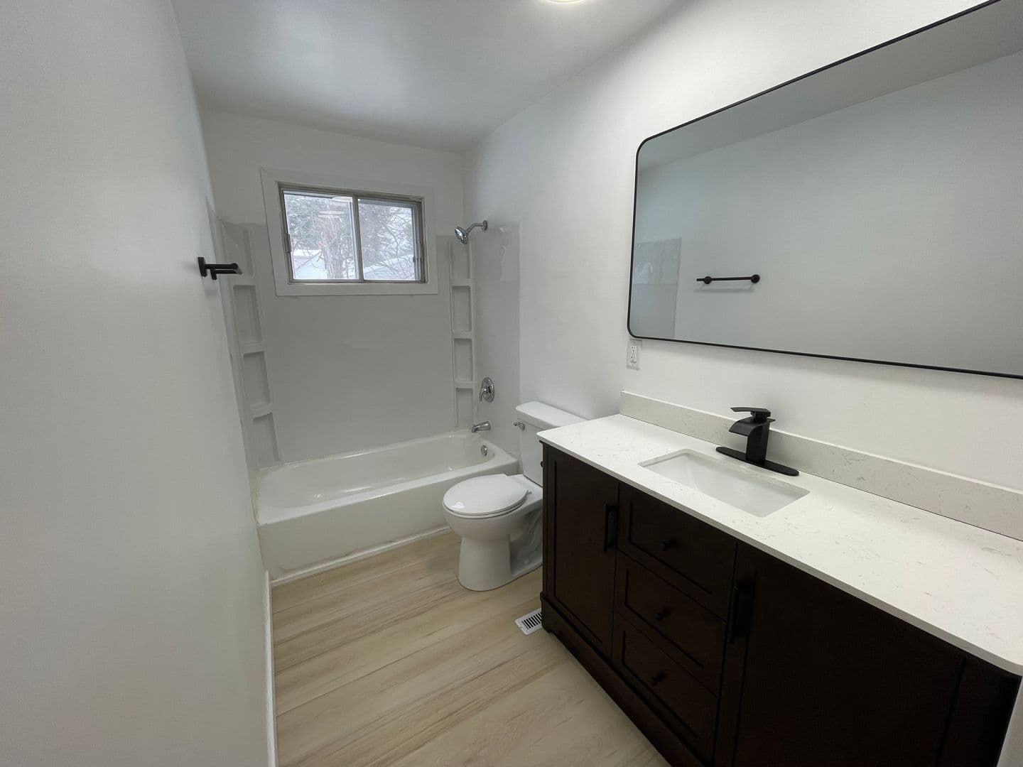 Wisconsin Rapids Apartment: 1310 21st Ave S