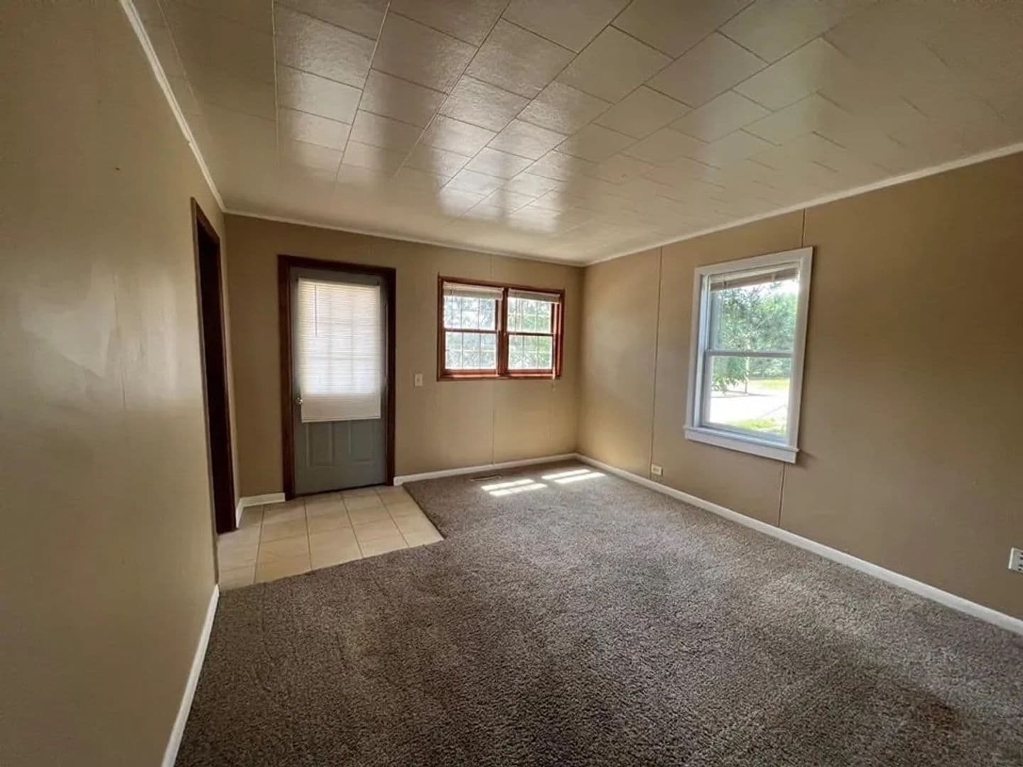 Merrill House: 808 Grand Avenue