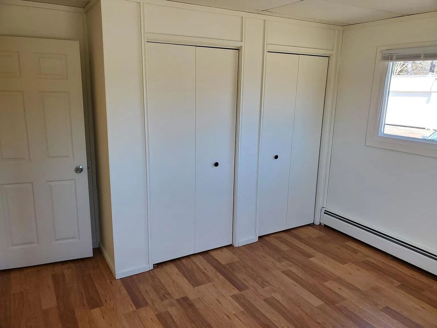 Schofield Apartment: 3614 Sternberg Avenue