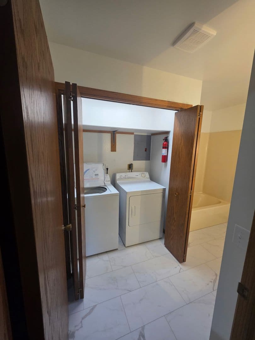 Wausau Apartment: 652-658 Butler Place