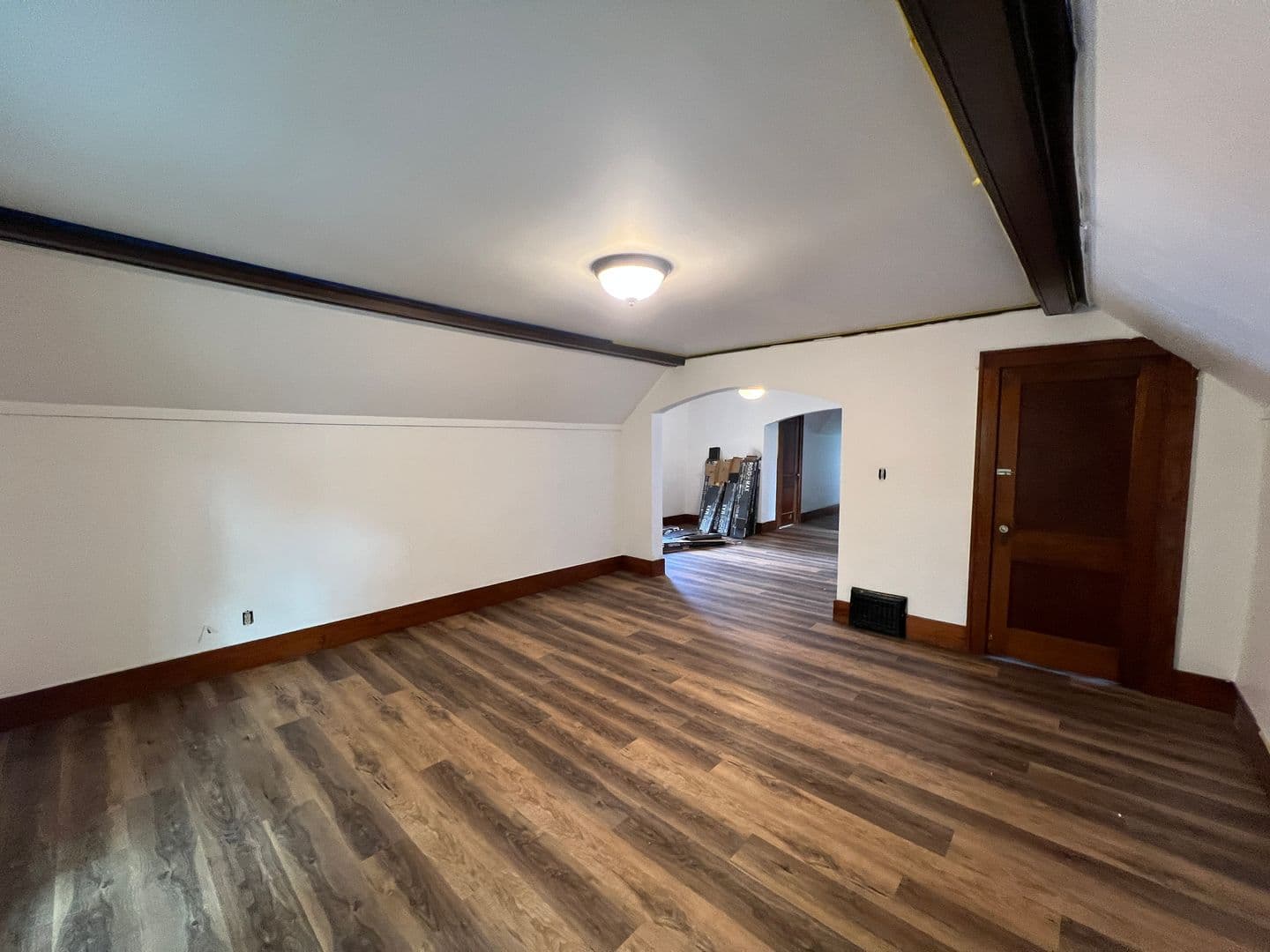 Wausau Apartment: 1031 S 5th Avenue