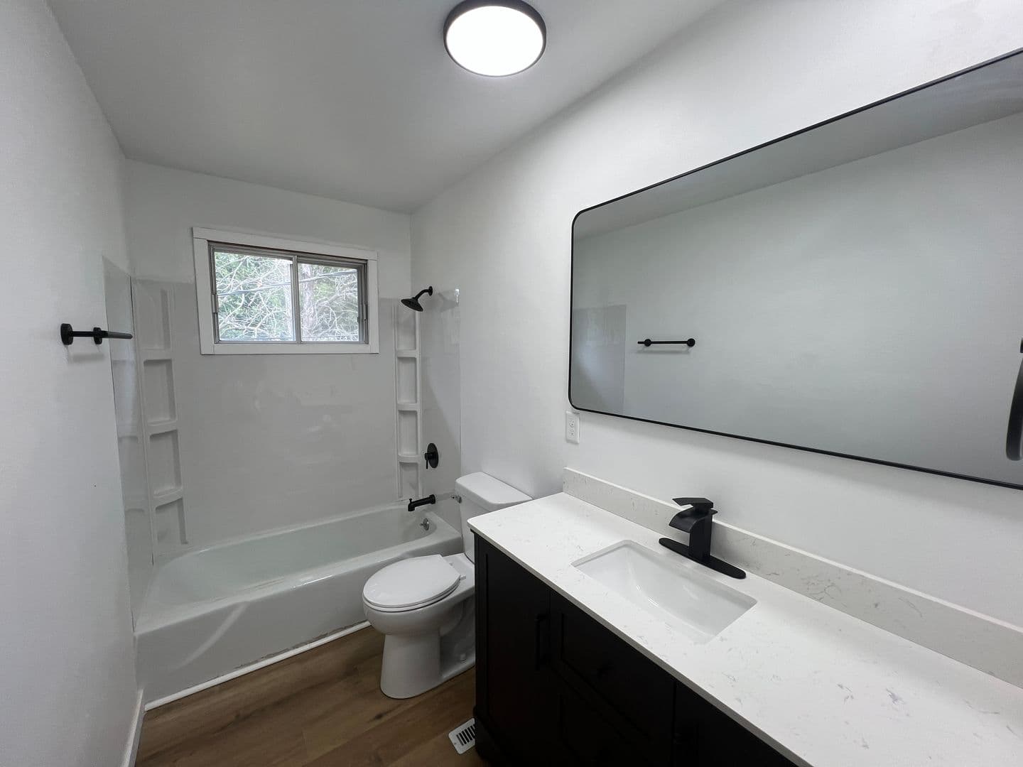 Wisconsin Rapids Apartment: 1310 21st Ave S