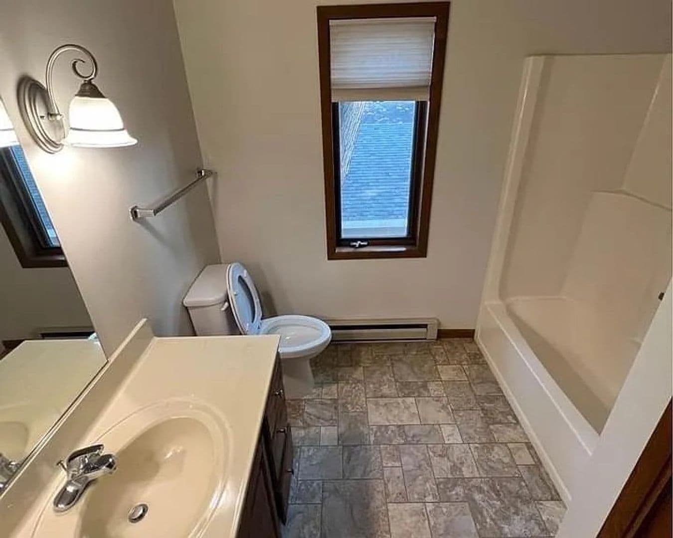 Wausau Apartment: 652-658 Butler Place