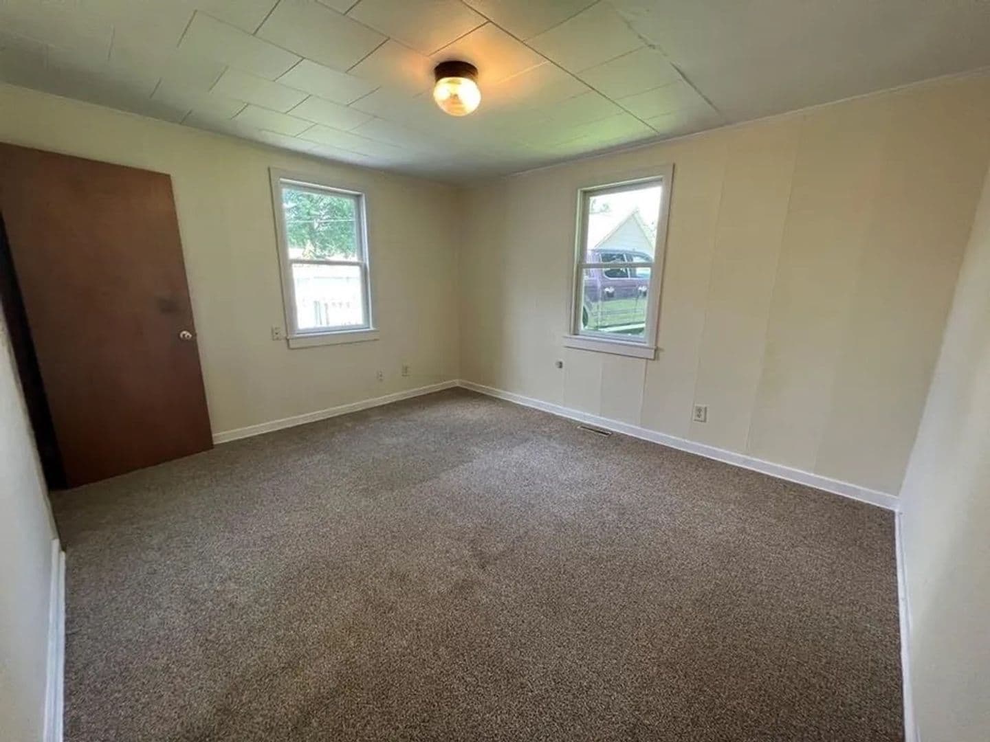 Merrill House: 808 Grand Avenue