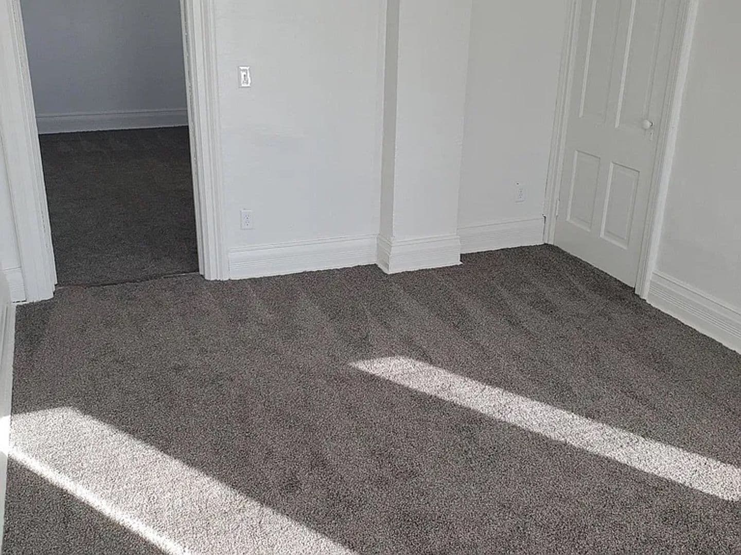 Wausau Apartment: 921 S 3rd Avenue