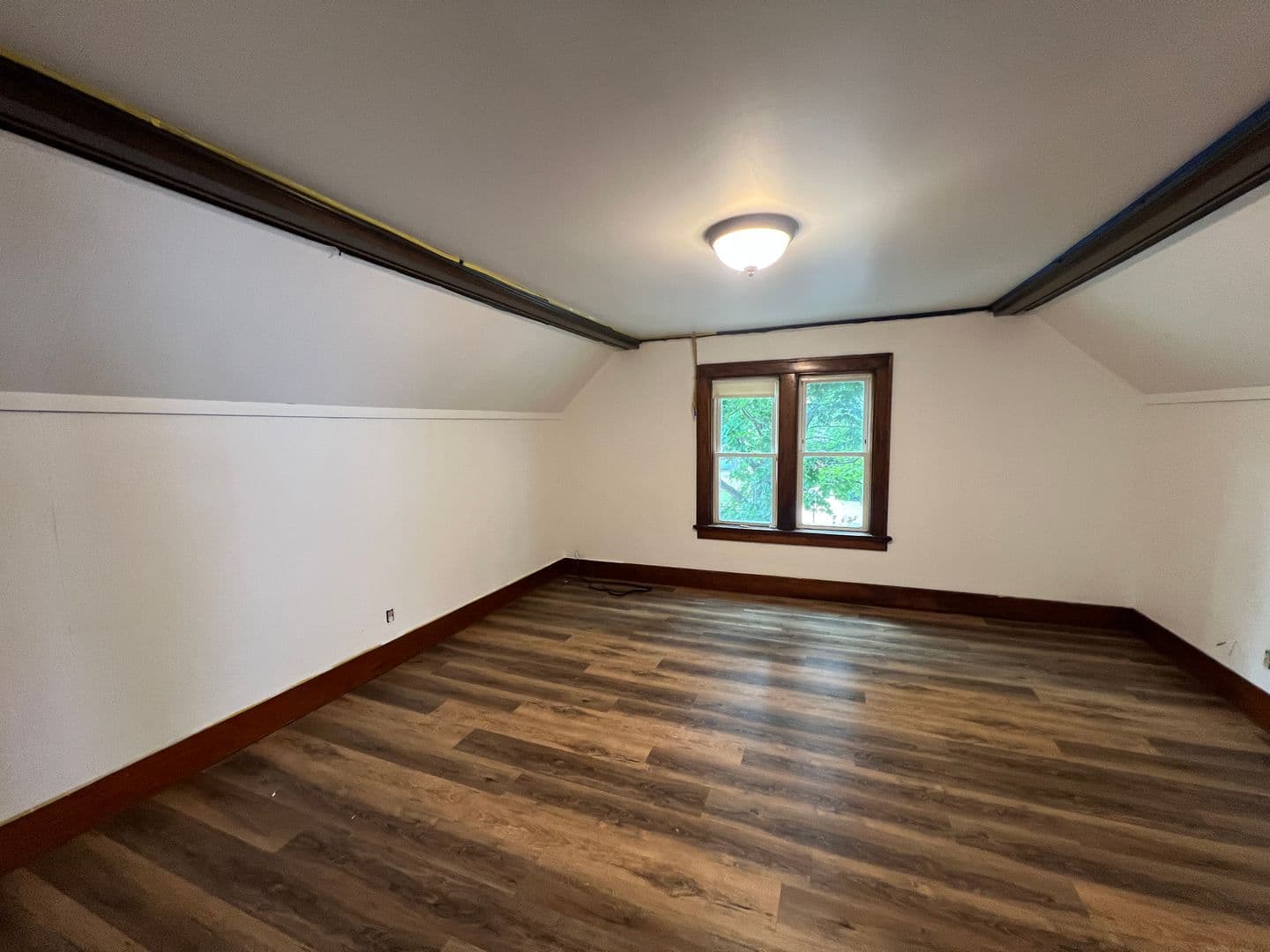 Wausau Apartment: 1031 S 5th Avenue
