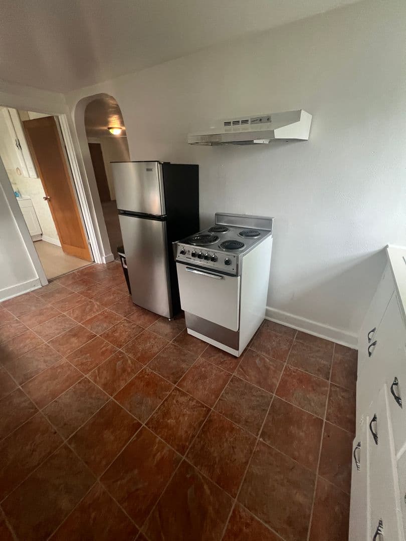 Marion Apartment: 710 North Main Street