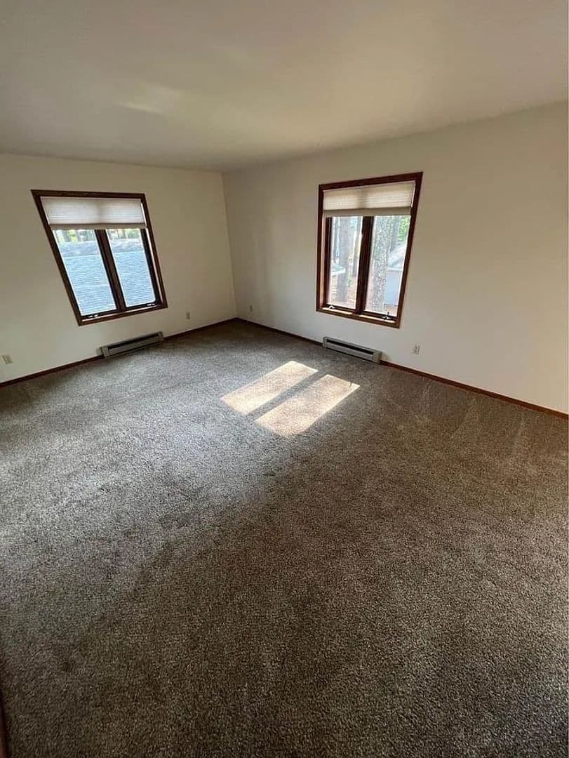 Wausau Apartment: 652-658 Butler Place