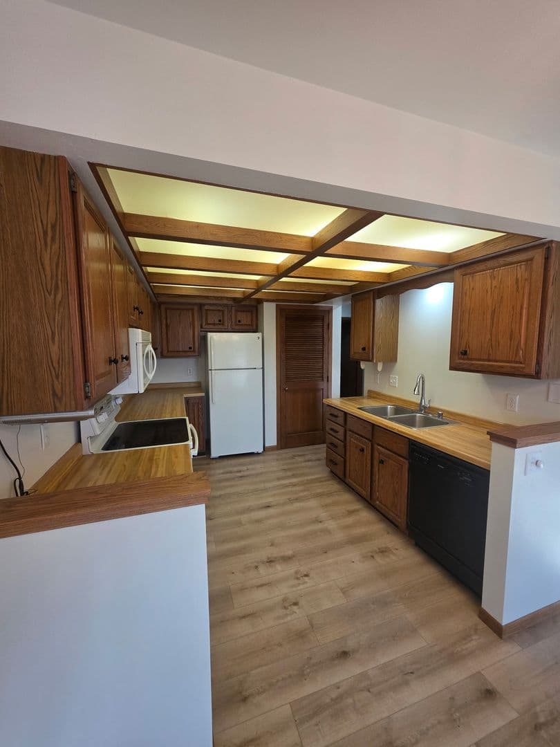 Wausau Apartment: 652-658 Butler Place