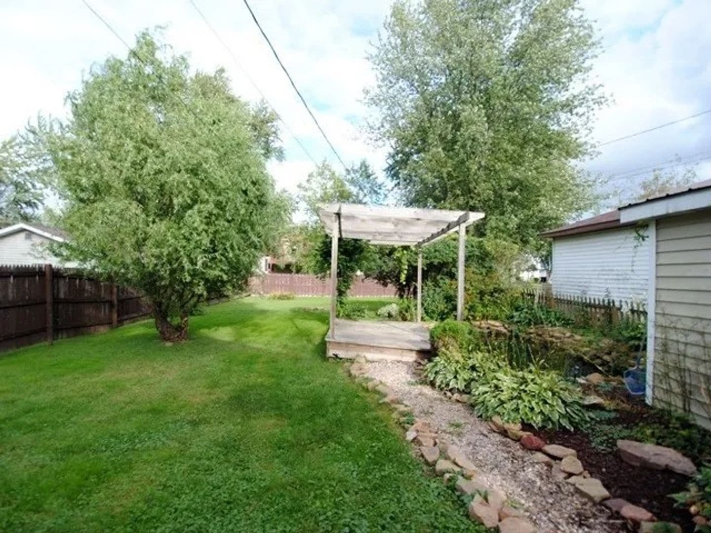Marshfield House: 1411 S Prospect Ave