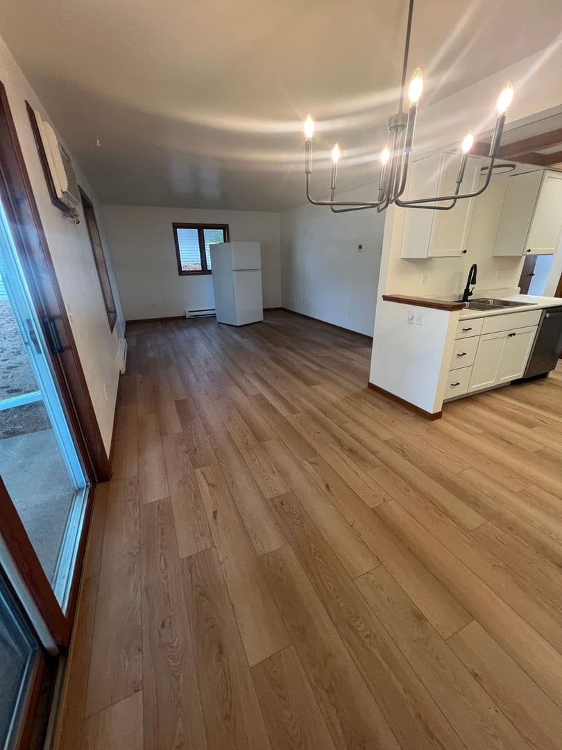 Wausau Apartment: 642-648 S 44th Avenue
