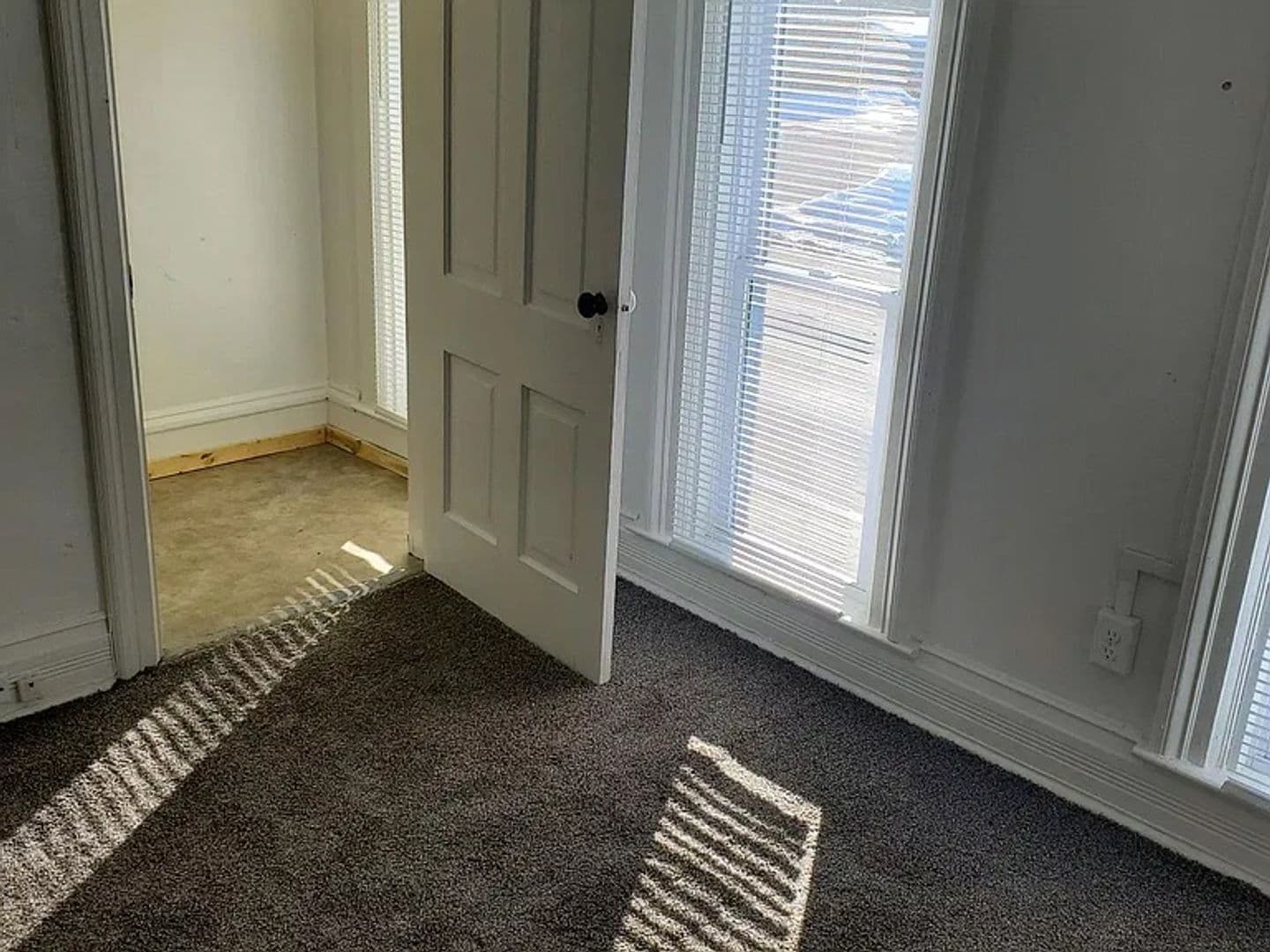 Wausau Apartment: 921 S 3rd Avenue