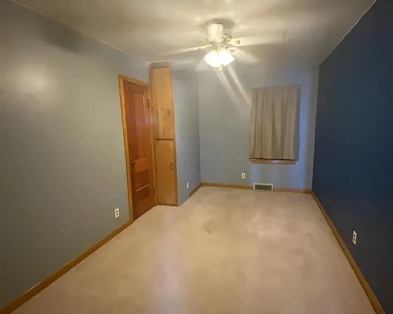 Merrill Apartment: 1200 E 2nd Street