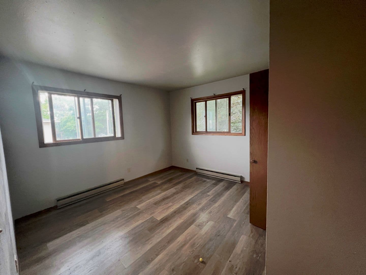 Wausau Apartment: 909 Genrich St