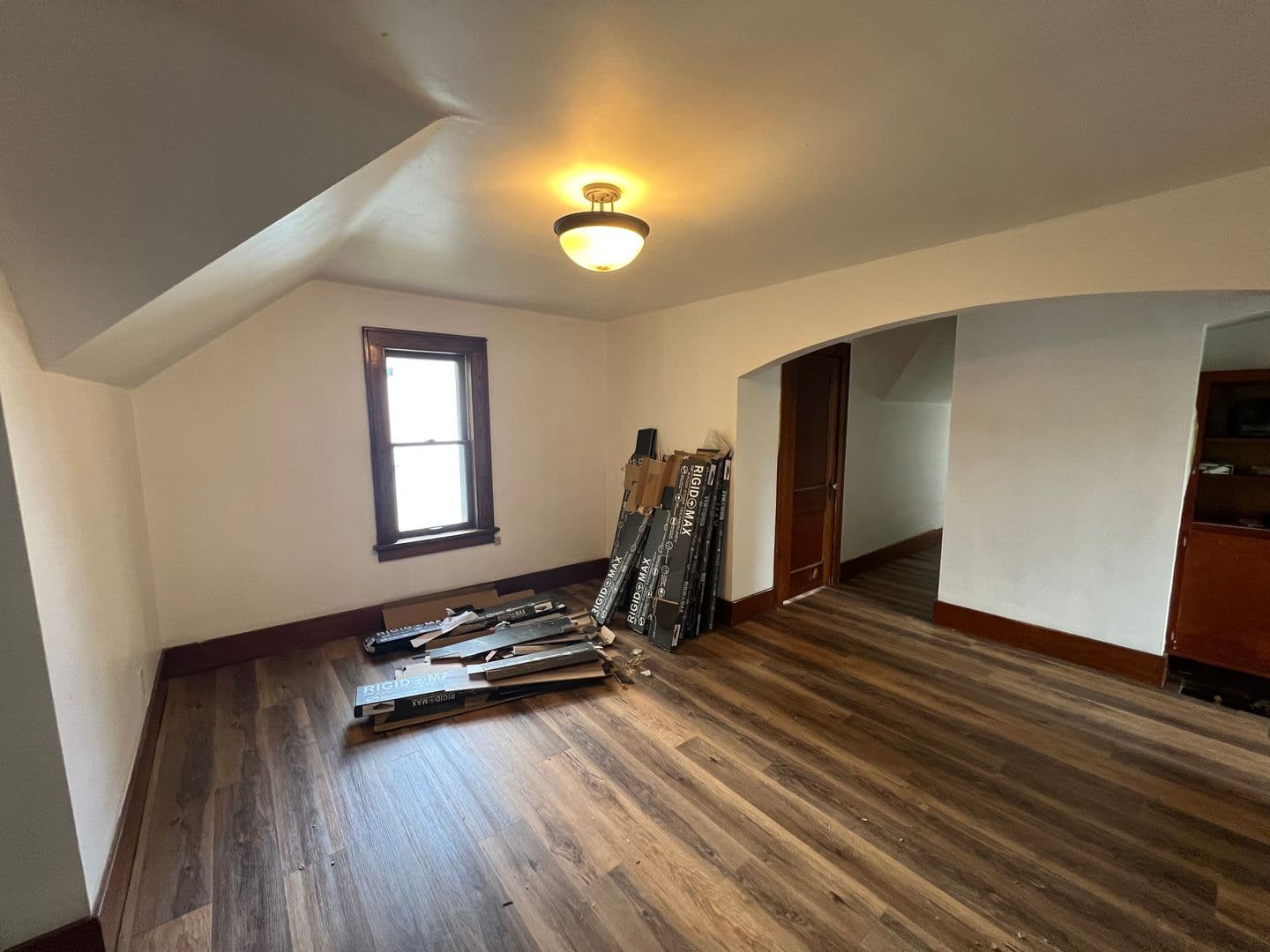 Wausau Apartment: 1031 S 5th Avenue