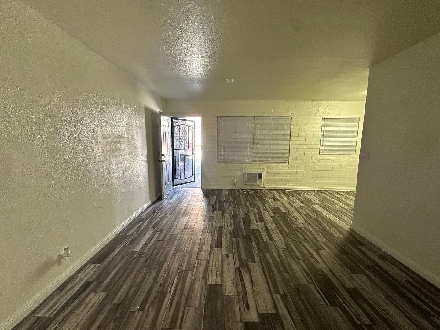 Las Vegas Apartment: 2105 Sunrise Avenue