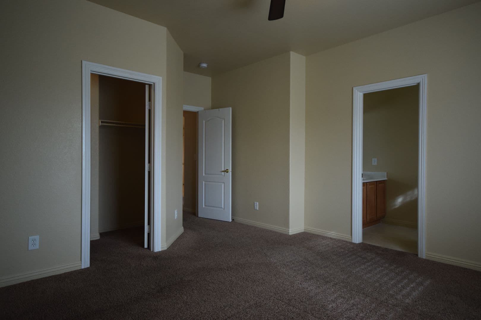 LAS VEGAS House: 8036 GALLAGHER ISLAND ST