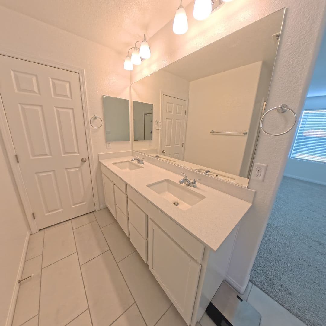 Las Vegas House: 6547 Dove Point Pl