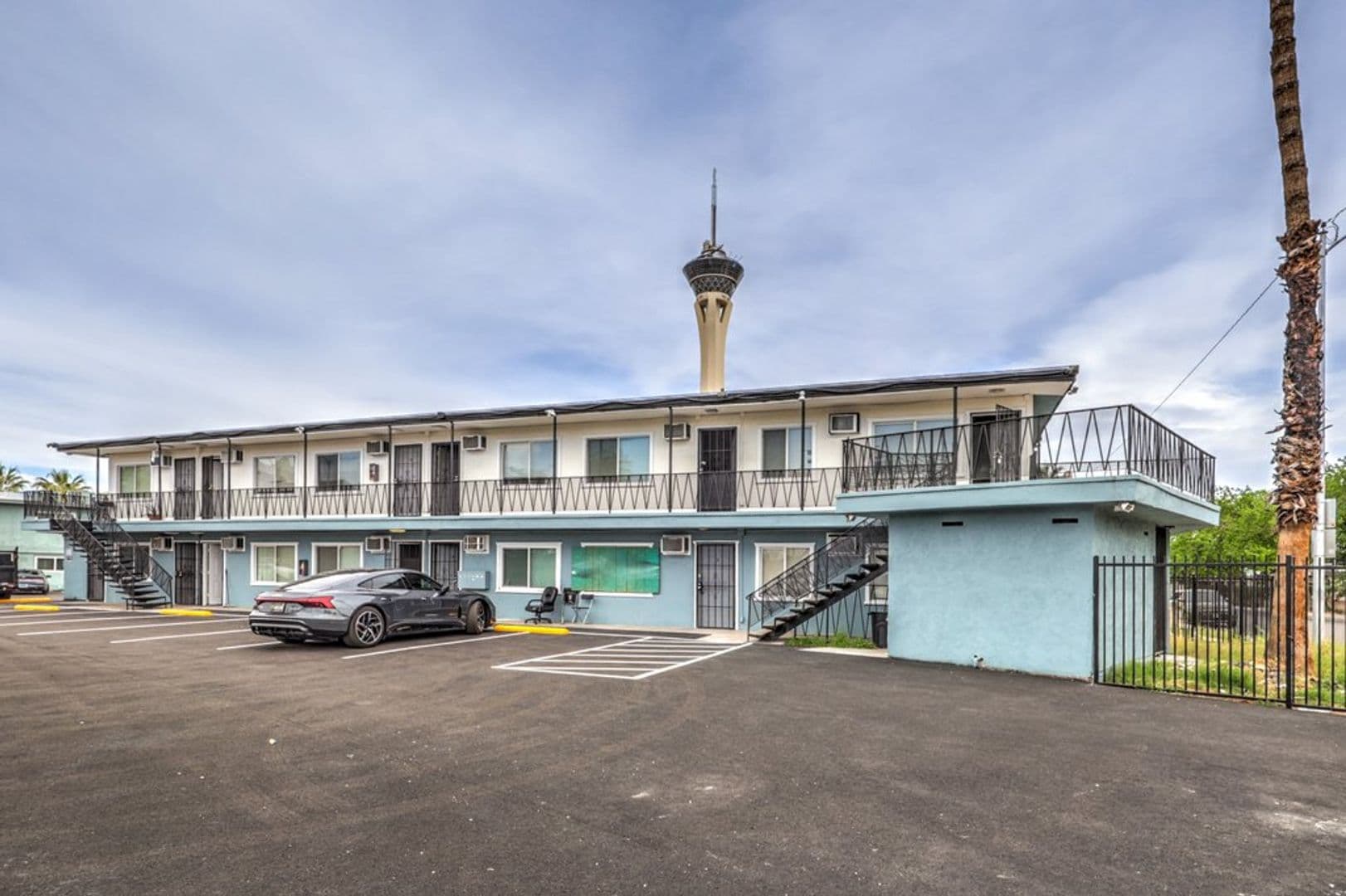 Las Vegas Apartment: 324 W. Cleveland Avenue
