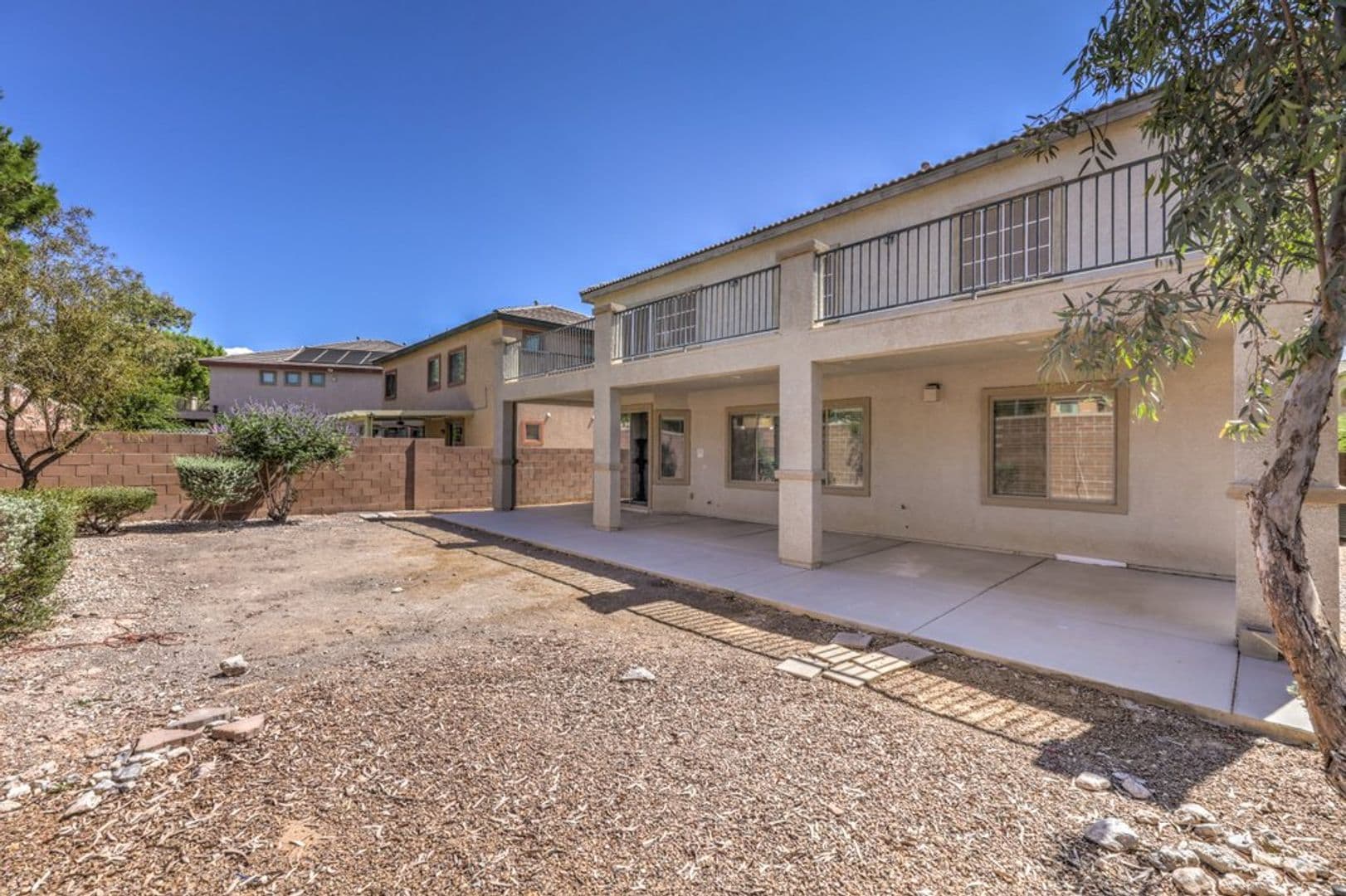 NORTH LAS VEGAS House: 8229 SAWMILL FALLS ST