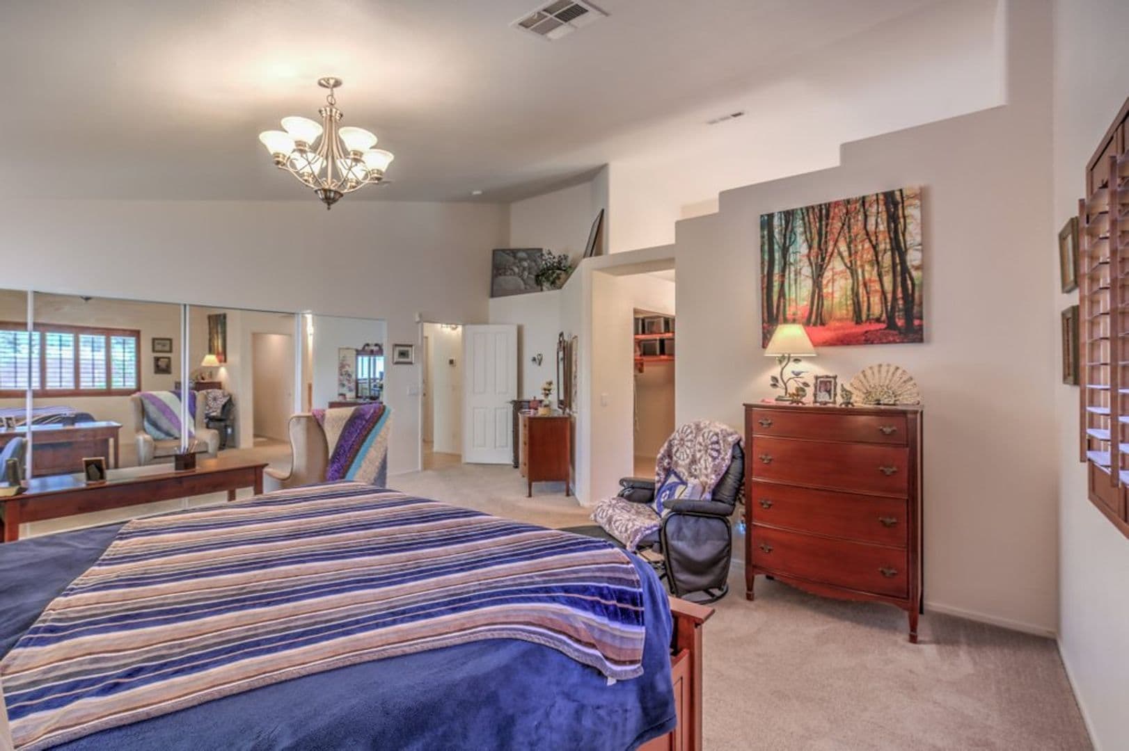 Henderson House: 2733 Bensonhurst Lane