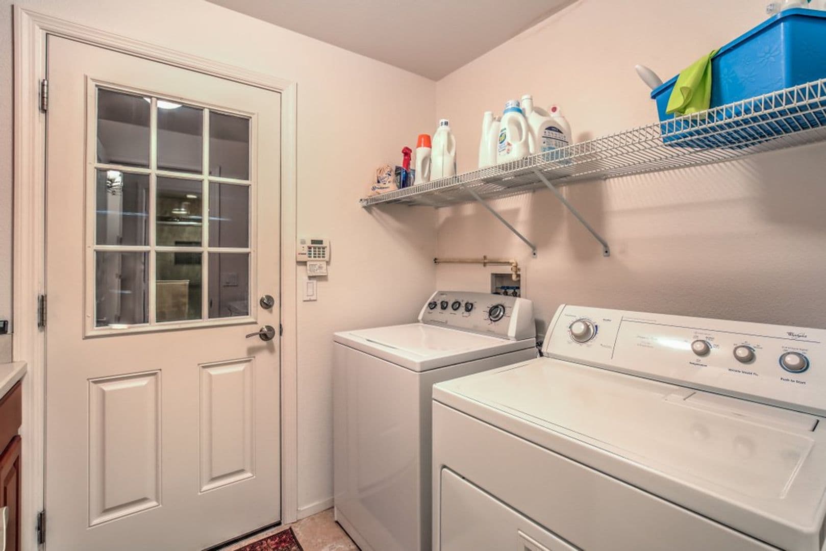 Henderson House: 2733 Bensonhurst Lane