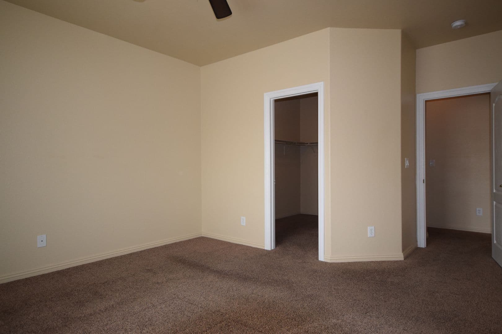 LAS VEGAS House: 8036 GALLAGHER ISLAND ST