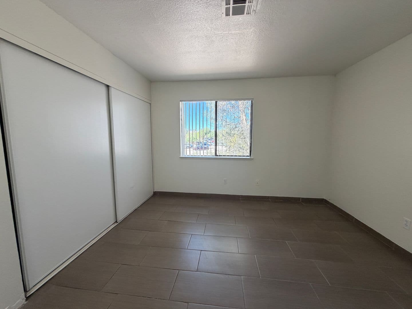 Las Vegas Apartment: 3704 Scuba Circ.