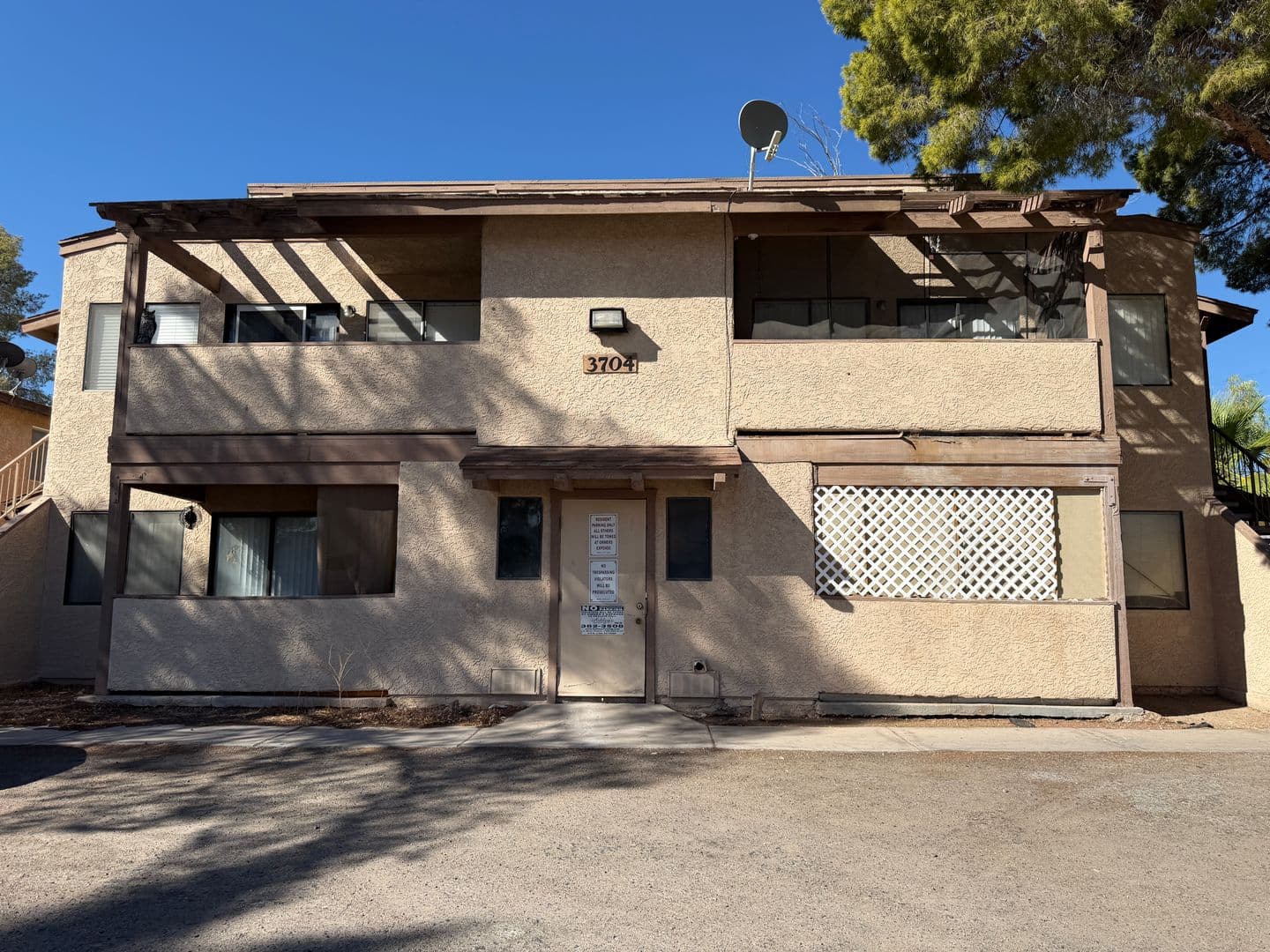 Las Vegas Apartment: 3704 Scuba Circ.