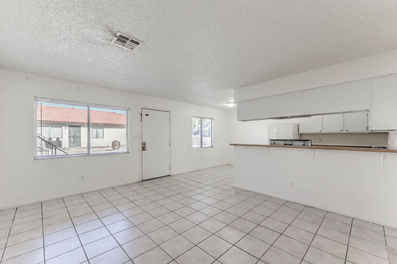 Las Vegas Apartment: 3109 N. Walnut Rd.
