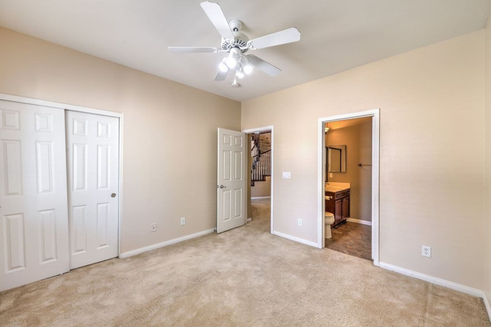 NORTH LAS VEGAS House: 8229 SAWMILL FALLS ST