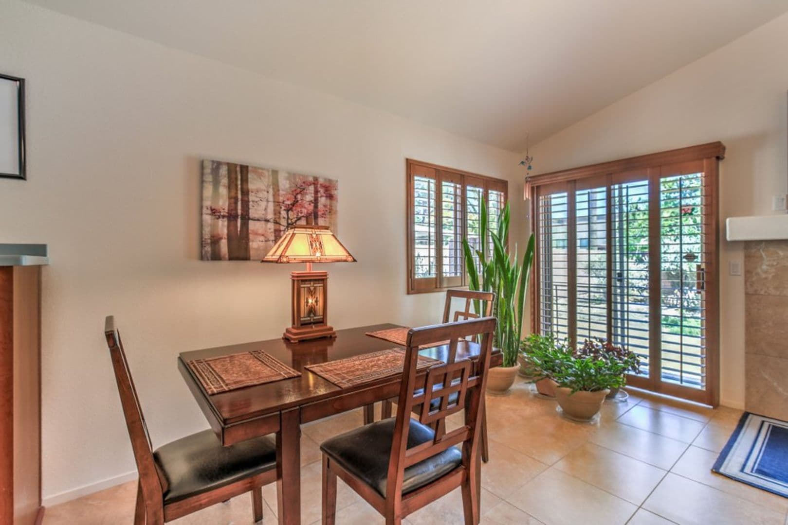 Henderson House: 2733 Bensonhurst Lane