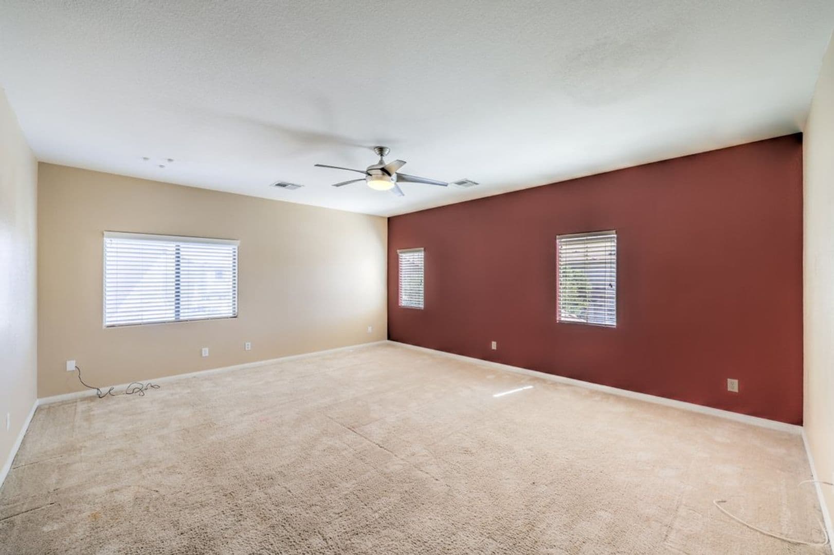 NORTH LAS VEGAS House: 8229 SAWMILL FALLS ST