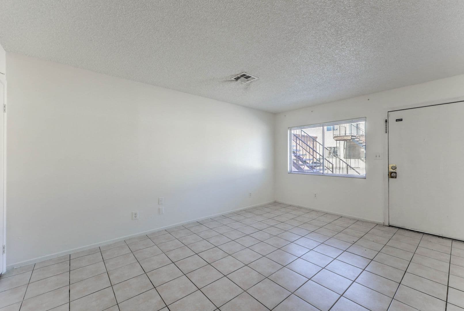 Las Vegas Apartment: 3109 N. Walnut Rd.