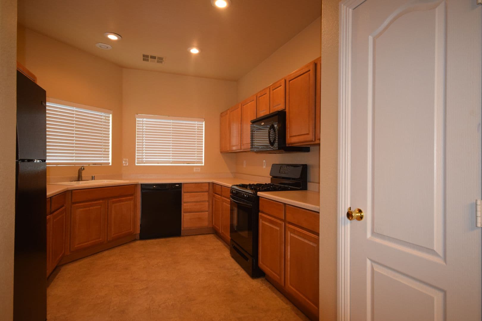 LAS VEGAS House: 8036 GALLAGHER ISLAND ST