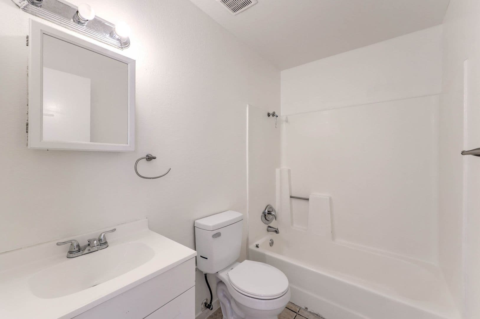 Las Vegas Apartment: 3109 N. Walnut Rd.