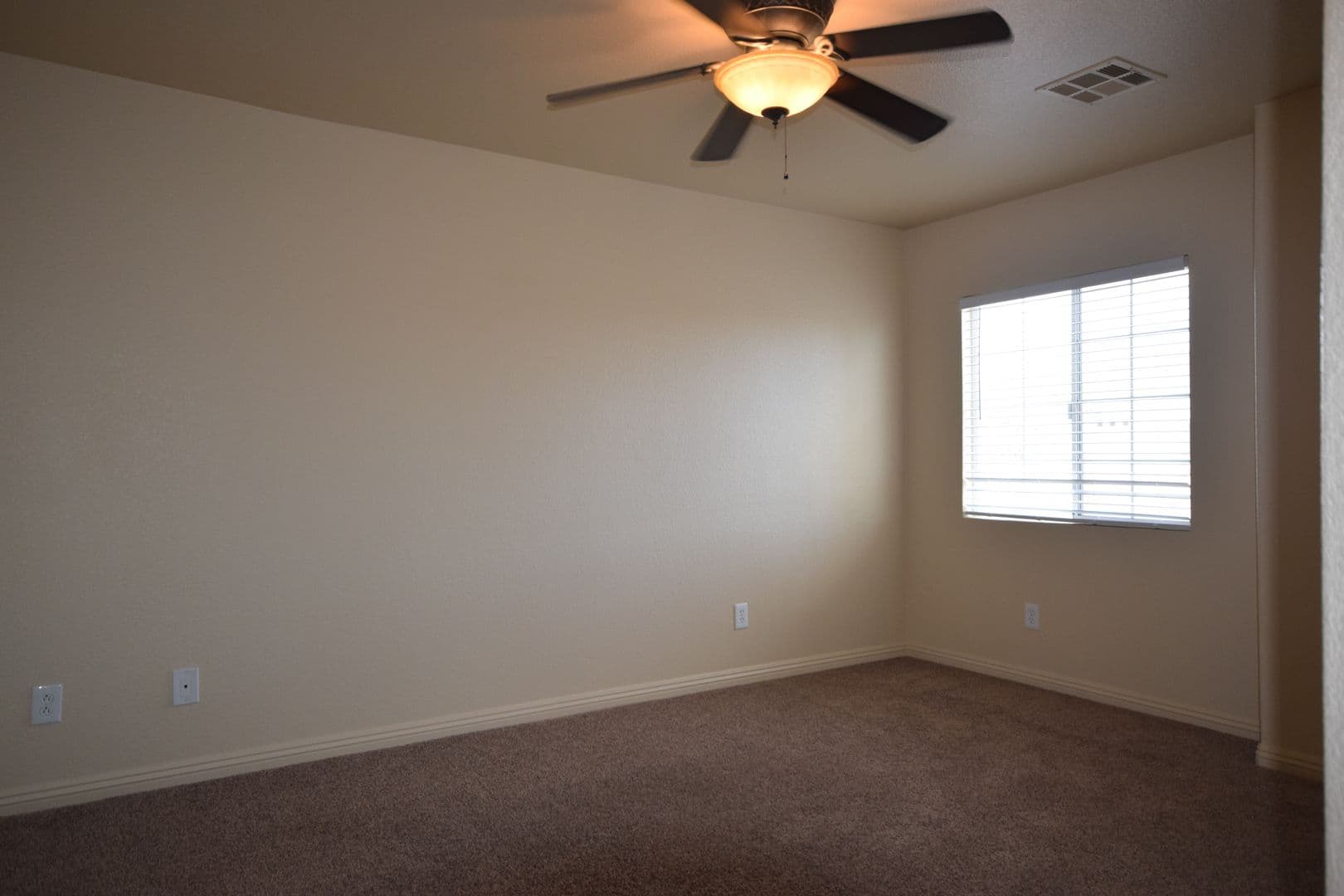 LAS VEGAS House: 8036 GALLAGHER ISLAND ST