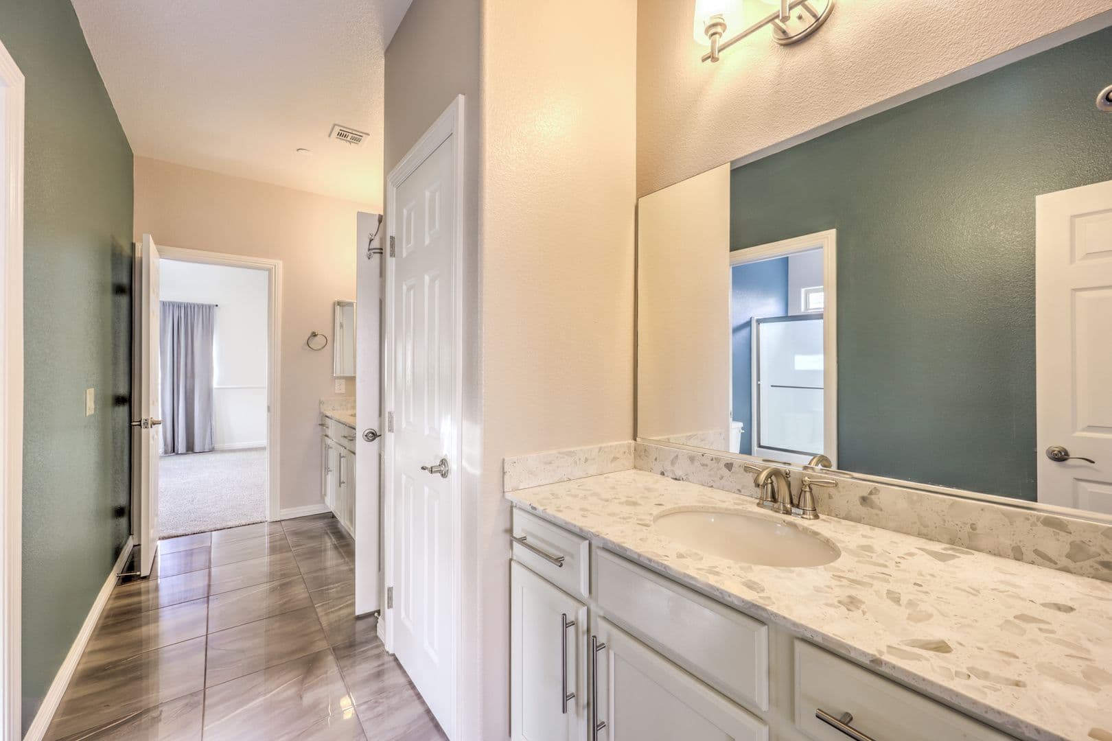 Henderson House: 824 Plockton