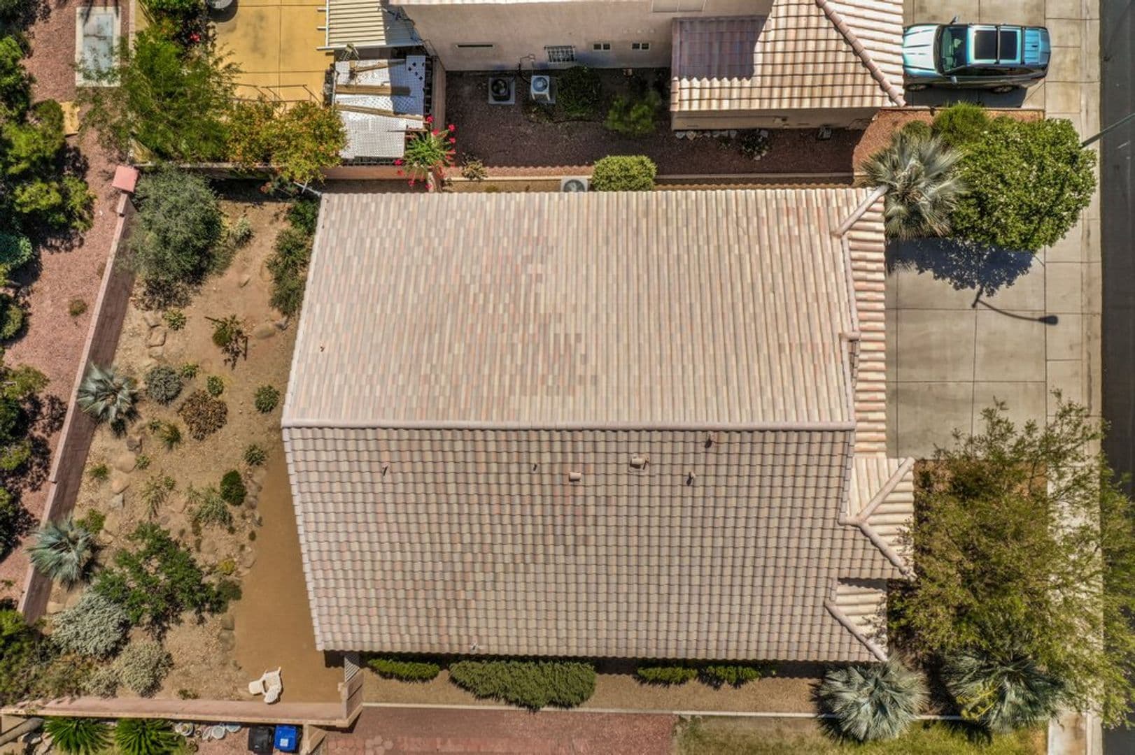 Henderson House: 2733 Bensonhurst Lane