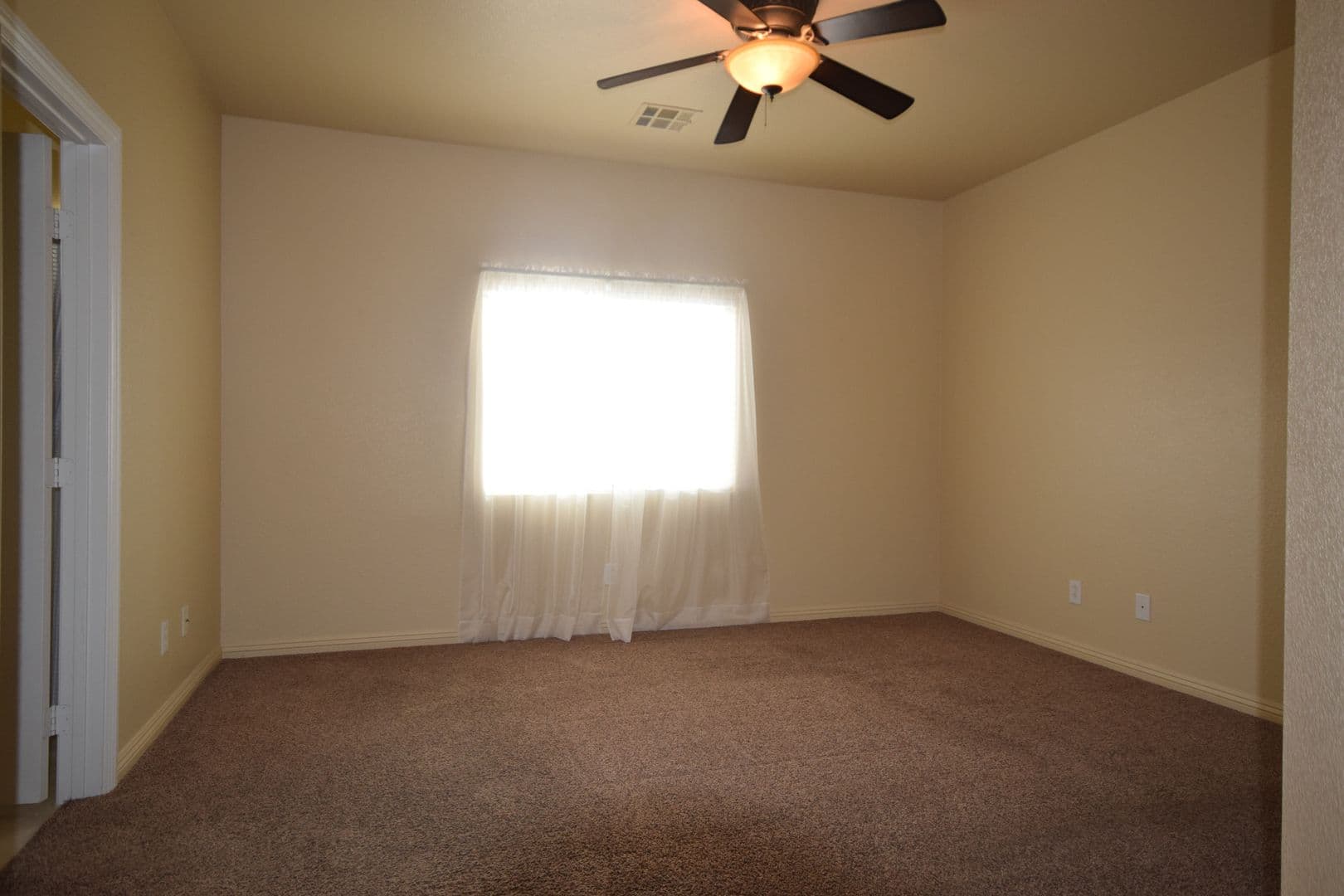 LAS VEGAS House: 8036 GALLAGHER ISLAND ST