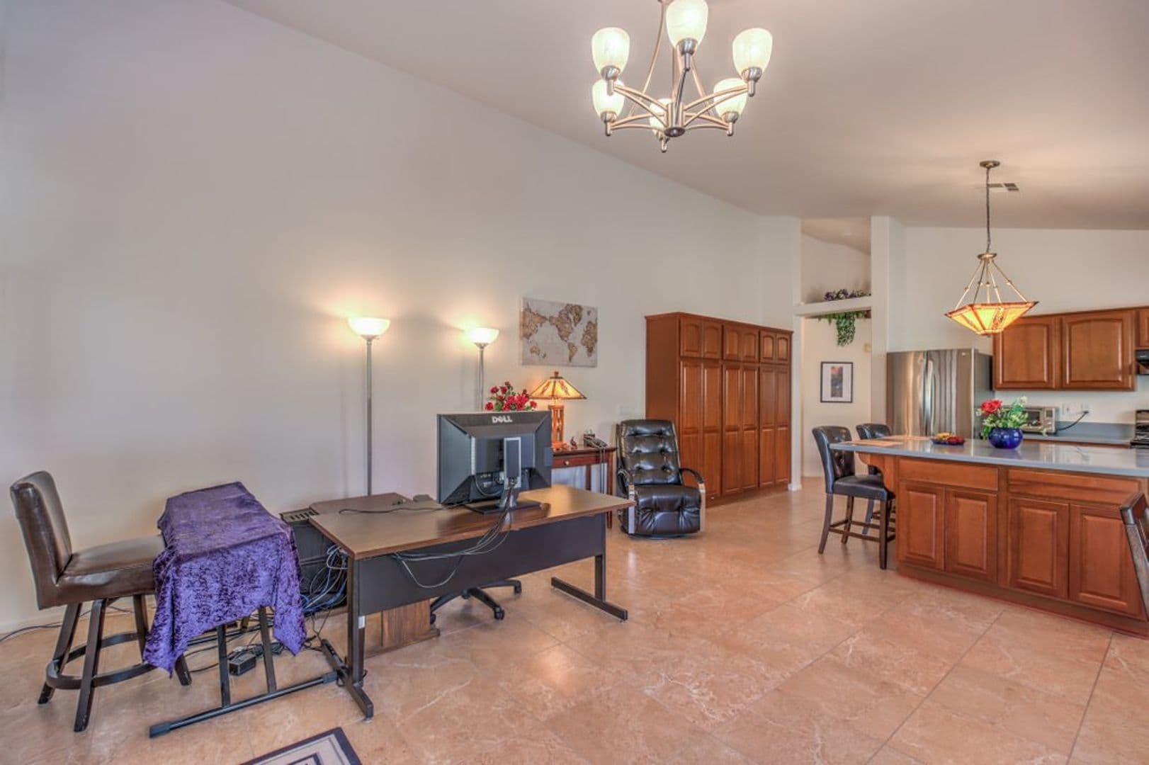 Henderson House: 2733 Bensonhurst Lane
