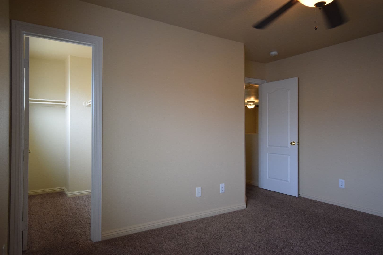 LAS VEGAS House: 8036 GALLAGHER ISLAND ST