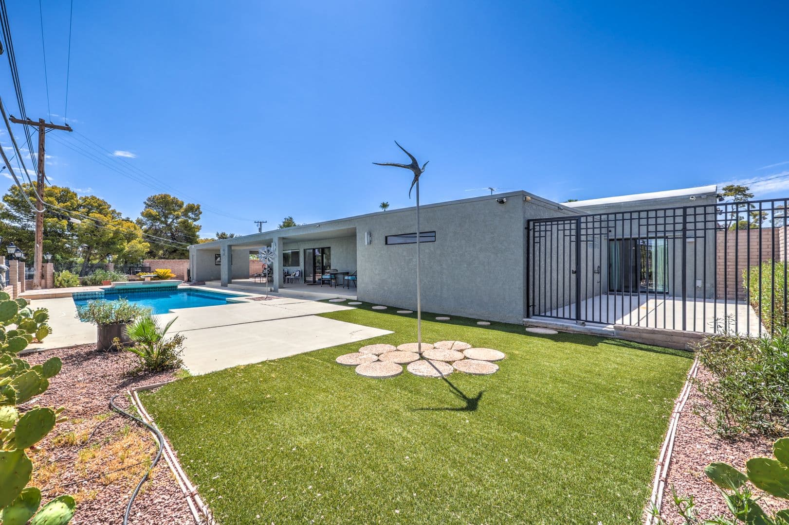 Las Vegas House: 1926 Papago Ln