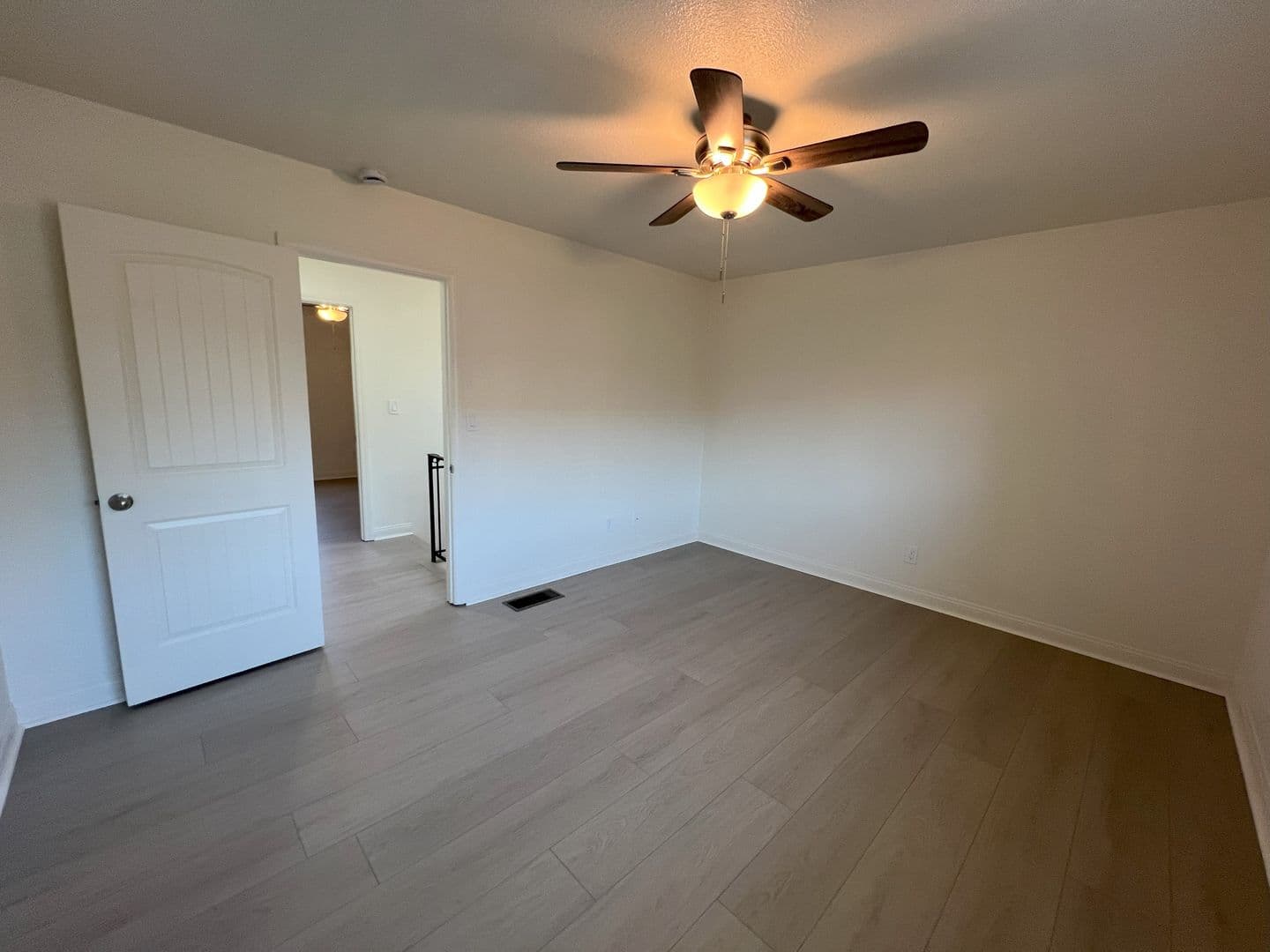 El Cajon Apartment: 431 Van Houten Ave