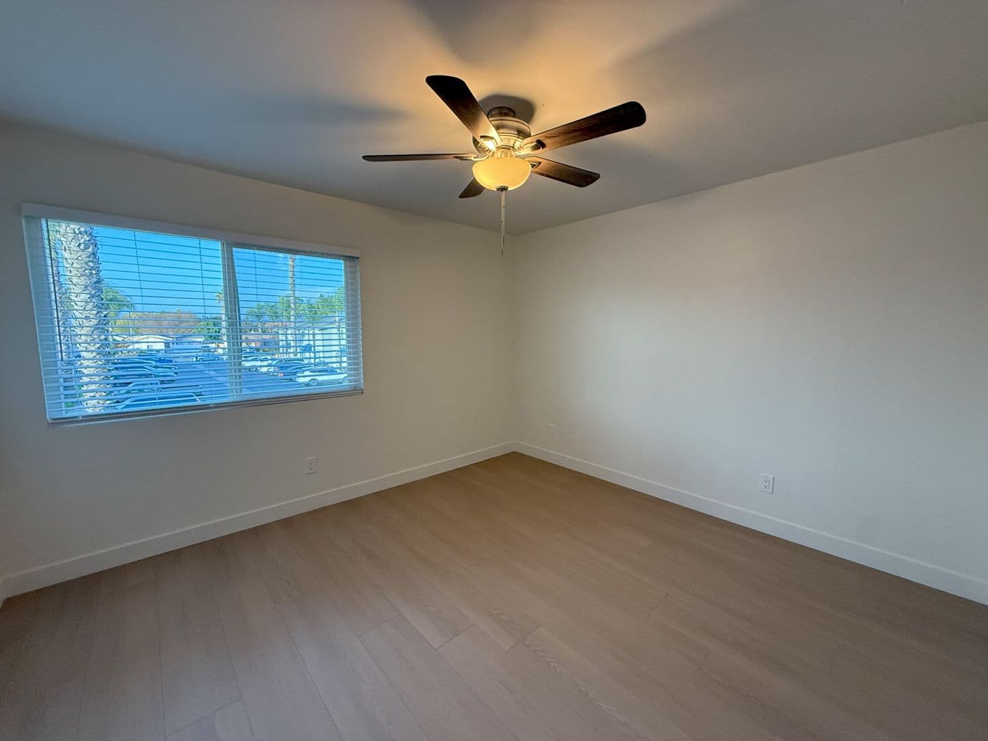El Cajon Apartment: 565 W. Chase Avenue
