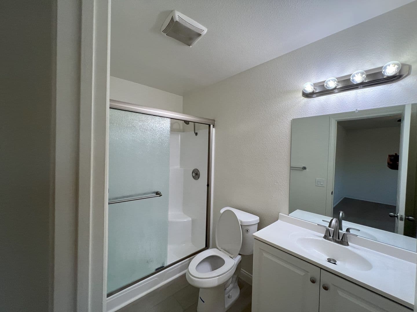 El Cajon Apartment: 431 Van Houten Ave