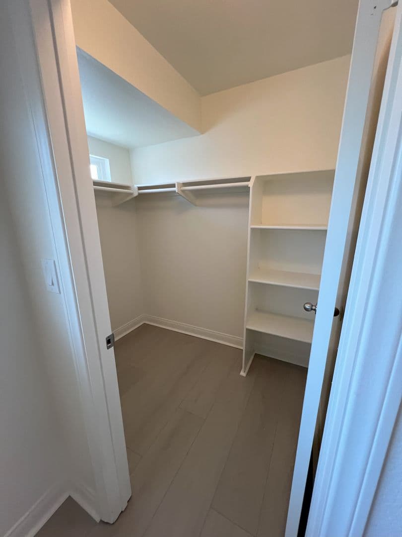 El Cajon Apartment: 431 Van Houten Ave